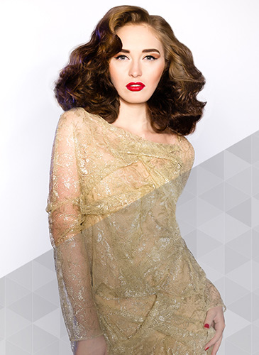 Roy Hayward teaches the ideal Directional Wind technique for Hollywood curls in lesson 2 of our dressing and setting online course.